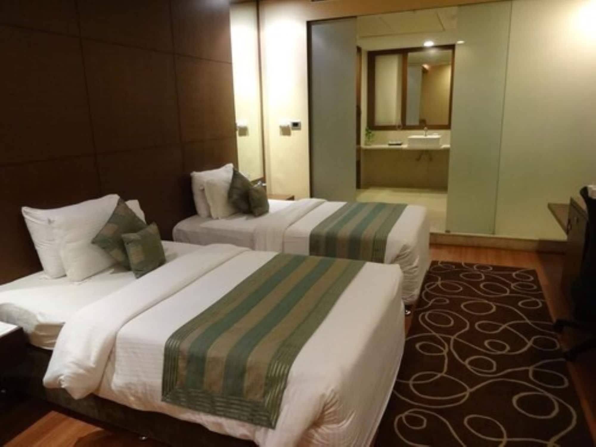 Hotel Minerva Grand Secunderabad Hyderabad Exterior foto